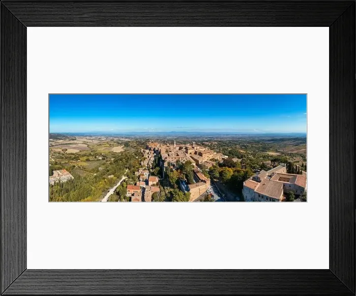 Framed Print : Village of Montepulciano with wonderful architecture and houses Framed Print : Village of Montepulciano with wonderful architecture and houses