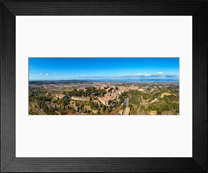 Framed Print : Village of Montepulciano with wonderful architecture and houses Framed Print : Village of Montepulciano with wonderful architecture and houses