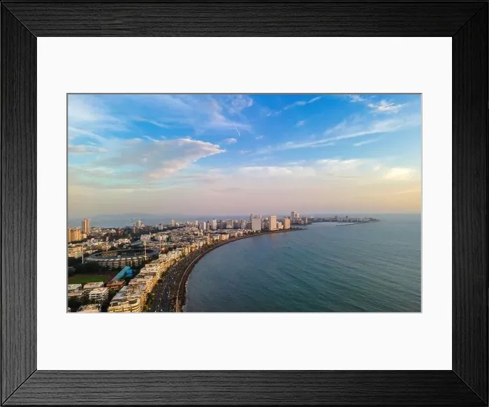 Framed Print : Evening sunset at Marine Drive, Nariman Point - Mumbai Framed Print : Evening sunset at Marine Drive, Nariman Point - Mumbai