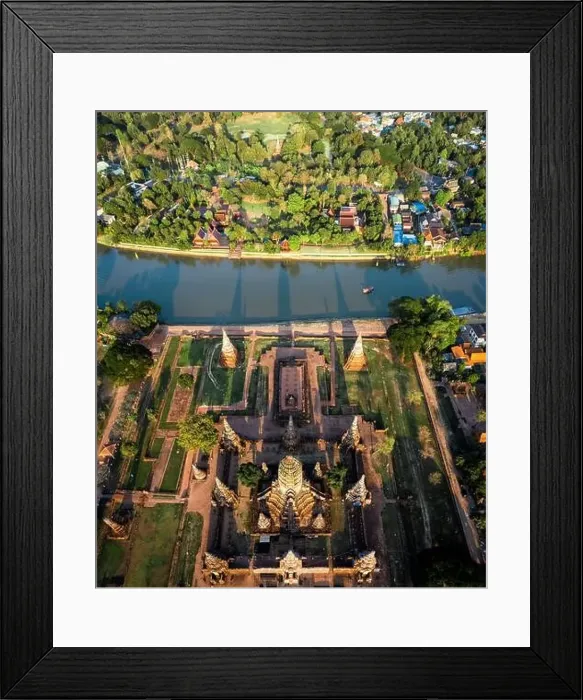 Framed Print : Aerial view of Wat Chaiwatthanaram ruin temple in Ayutthaya, Thailand