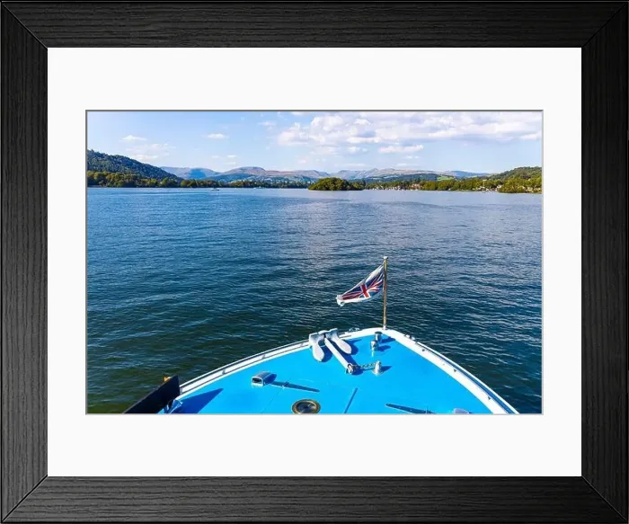 Framed Print : Wendermere lake near Bowness-on-Windermere in Lake District, a region and national park in Cumbria in northwest England Framed Print : Wendermere lake near Bowness-on-Windermere in Lake District, a region and national park in Cumbria in northwest England