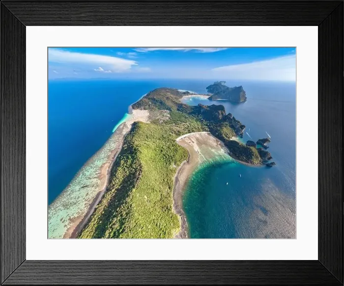Framed Print : Aerial view of Loh Lana Bay at sunset in koh Phi Phi islands, Krabi, Thailand Framed Print : Aerial view of Loh Lana Bay at sunset in koh Phi Phi islands, Krabi, Thailand