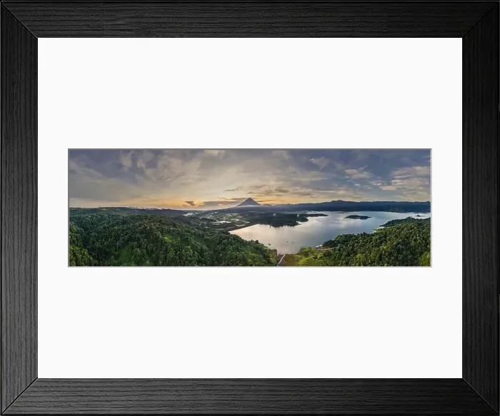 Framed Print : Costa Rica morining over Arenal vulcano Framed Print : Costa Rica morining over Arenal vulcano