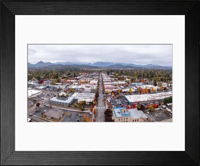 Framed Print : Grants Pass, Oregon. City in Southern Oregon Framed Print : Grants Pass, Oregon. City in Southern Oregon
