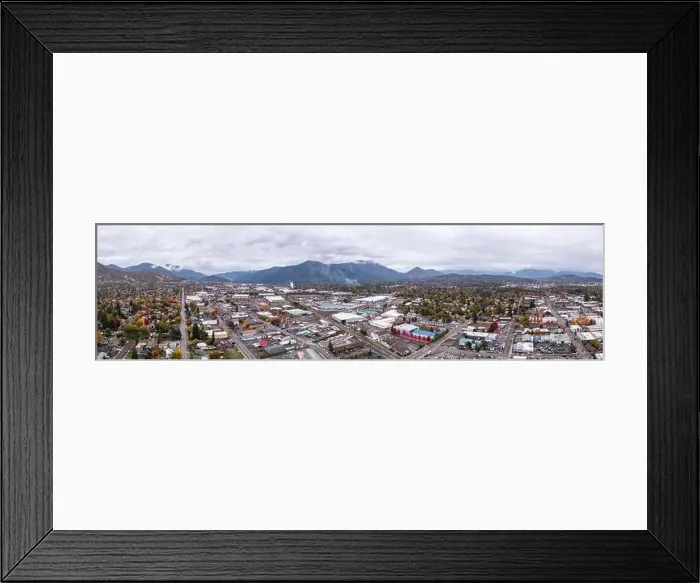 Framed Print : Grants Pass, Oregon. City in Southern Oregon Framed Print : Grants Pass, Oregon. City in Southern Oregon