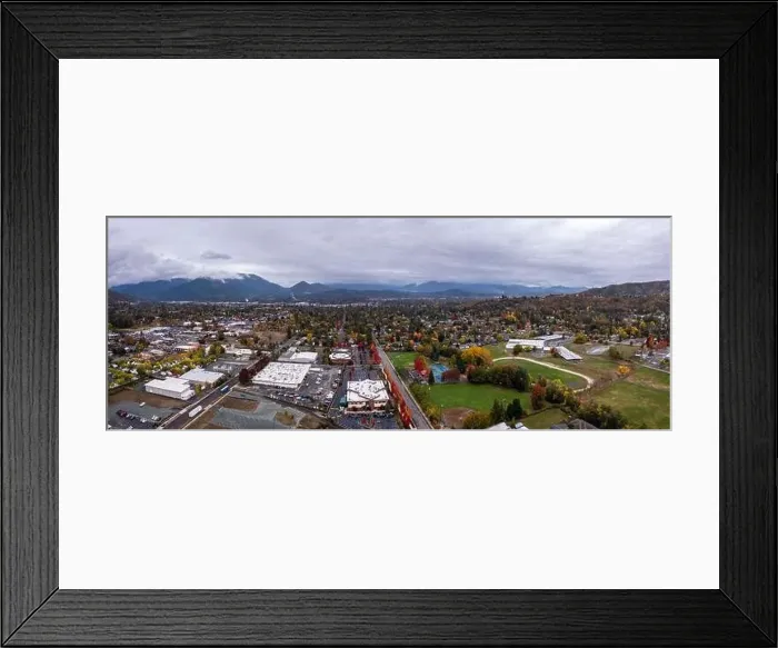 Framed Print : Grants Pass, Oregon. City in Southern Oregon Framed Print : Grants Pass, Oregon. City in Southern Oregon