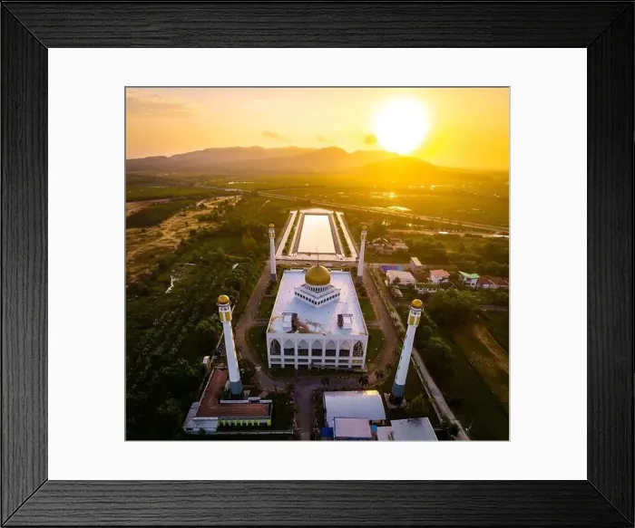 Framed Print : Aerial view of Central Mosque in Songkhla, Thailand Framed Print : Aerial view of Central Mosque in Songkhla, Thailand