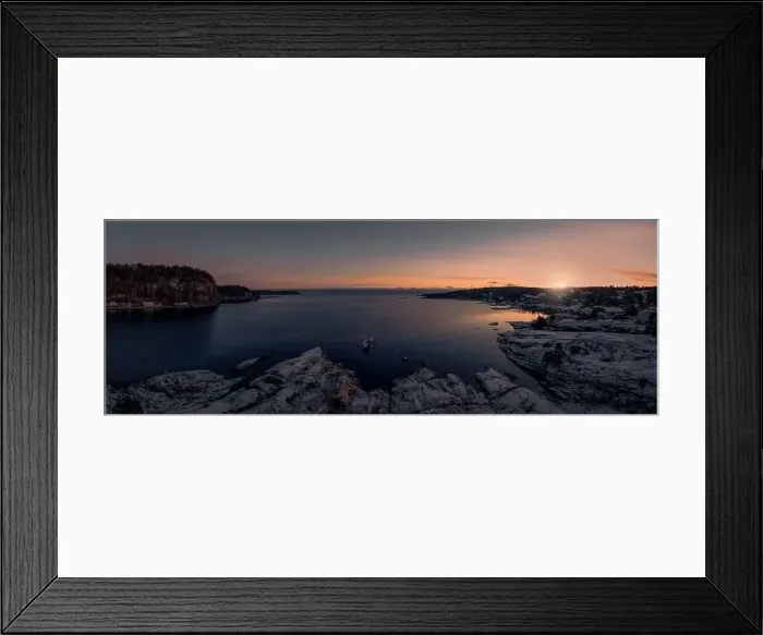 Framed Print : High resolution colorful sunset, seascape panorama Framed Print : High resolution colorful sunset, seascape panorama
