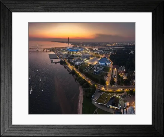 Framed Print : Russia, St. petersburg, 17 August 2022: A picturesque sunset over the sights Framed Print : Russia, St. petersburg, 17 August 2022: A picturesque sunset over the sights