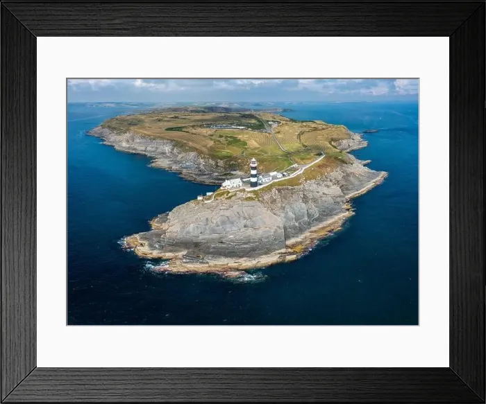 Framed Print : Lighthouse on the Old Head of Kinsale in County Cork of western Ireland Framed Print : Lighthouse on the Old Head of Kinsale in County Cork of western Ireland