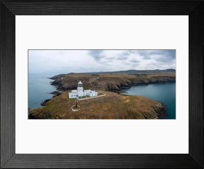 Framed Print : Panorama landscape of the Pembrokeshire coast with the historic Strumble Head Lighthouse Framed Print : Panorama landscape of the Pembrokeshire coast with the historic Strumble Head Lighthouse