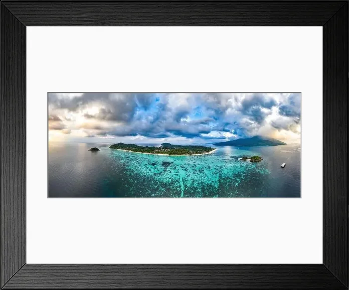 Framed Print : Aerial view of Sunrise beach with long tail boats in Koh Lipe, Satun, Thailand Framed Print : Aerial view of Sunrise beach with long tail boats in Koh Lipe, Satun, Thailand