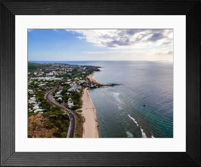 Framed Print : Saint-Gilles, Reunion Island - Boucan Canot beach Framed Print : Saint-Gilles, Reunion Island - Boucan Canot beach