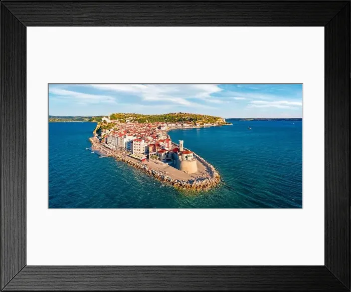 Framed Print : Attractive morning cityscape of Piran town Framed Print : Attractive morning cityscape of Piran town
