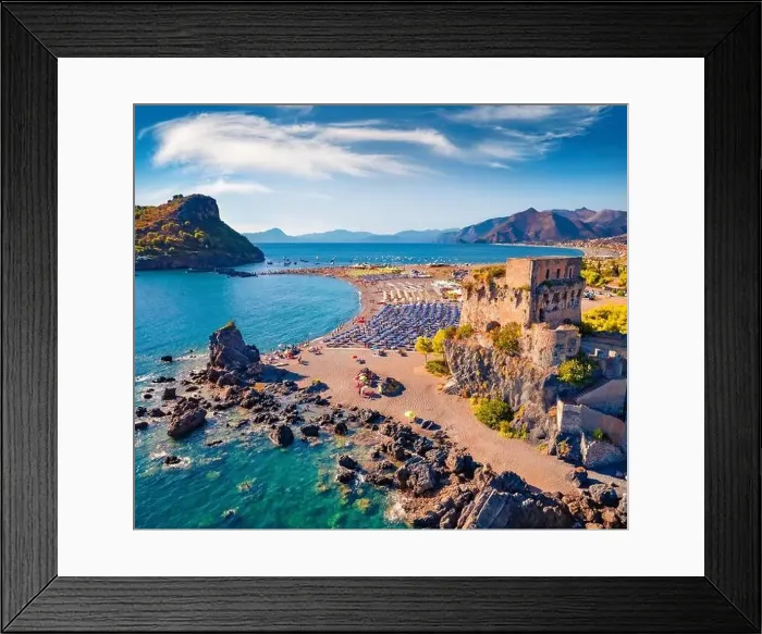 Framed Print : Gorgeous summer view of Fiuzzi Castle