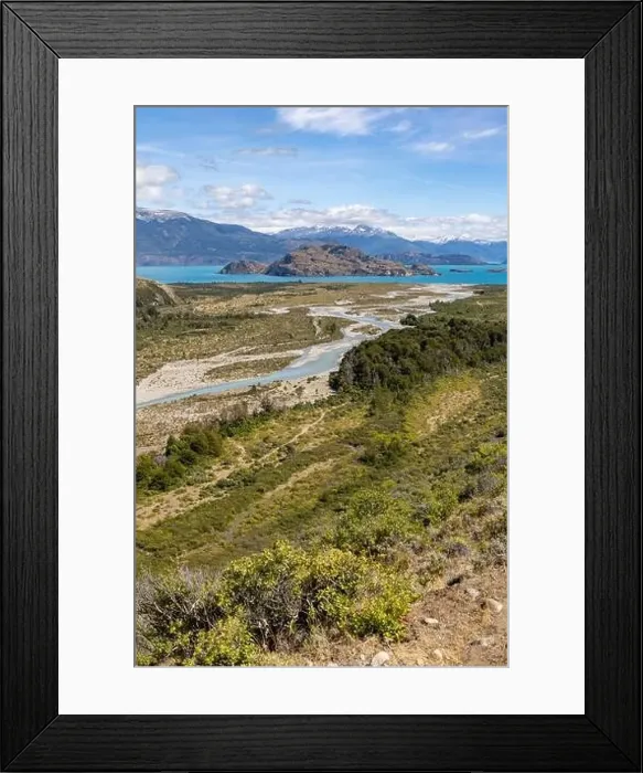 Framed Print : Turquoise creek flowing to the beautiful Lago General Carrera in southern Chile - Traveling the Carretera Austral Framed Print : Turquoise creek flowing to the beautiful Lago General Carrera in southern Chile - Traveling the Carretera Austral
