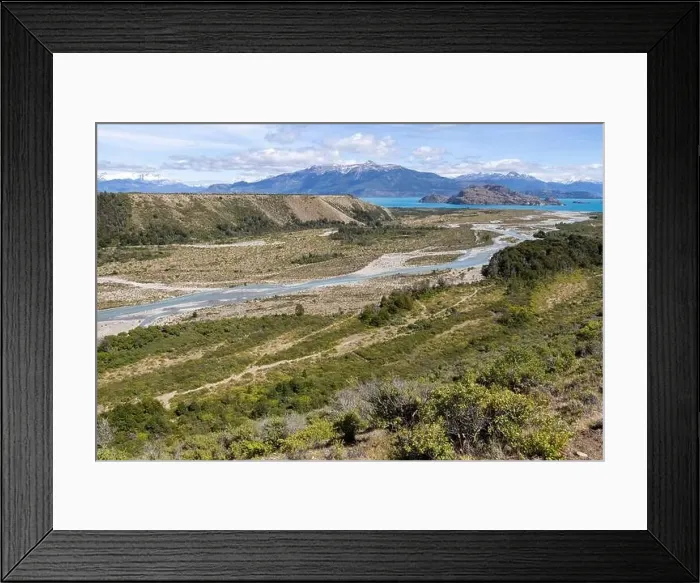 Framed Print : Turquoise creek flowing to the beautiful Lago General Carrera in southern Chile - Traveling the Carretera Austral Framed Print : Turquoise creek flowing to the beautiful Lago General Carrera in southern Chile - Traveling the Carretera Austral