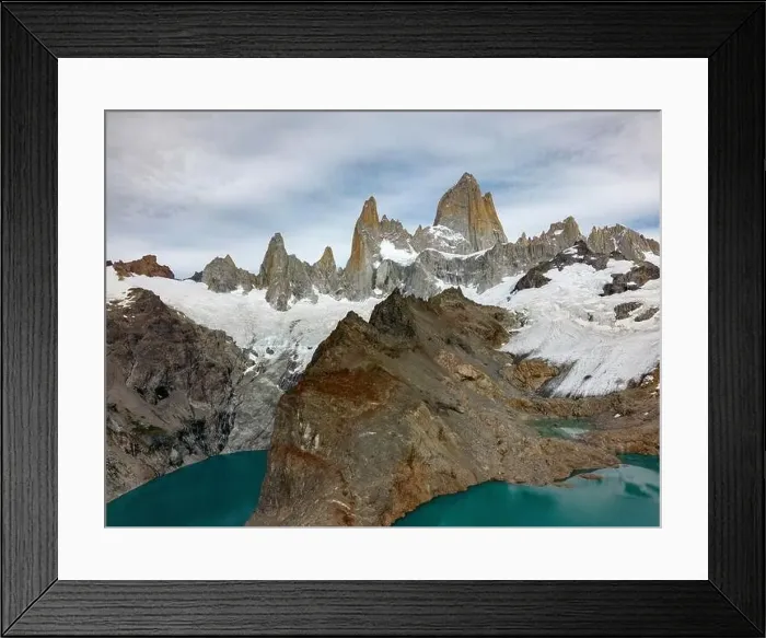 Framed Print : Aerial view of the stunning Laguna de los Tres Framed Print : Aerial view of the stunning Laguna de los Tres
