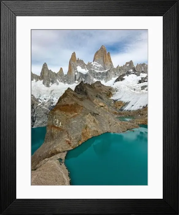 Framed Print : Aerial view of the stunning Laguna de los Tres Framed Print : Aerial view of the stunning Laguna de los Tres
