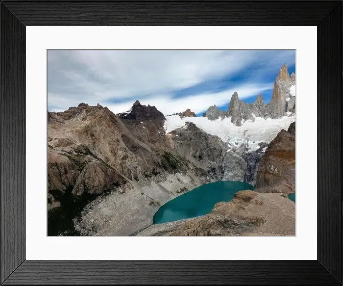 Framed Print : Aerial view of the stunning Laguna Sucia besides Laguna de los Tres with its turquoise water - famous sight when hiking Framed Print : Aerial view of the stunning Laguna Sucia besides Laguna de los Tres with its turquoise water - famous sight when hiking