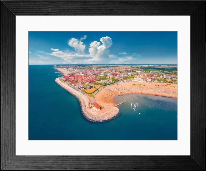 Framed Print : Сharm of the ancient cities of Europe Framed Print : Сharm of the ancient cities of Europe
