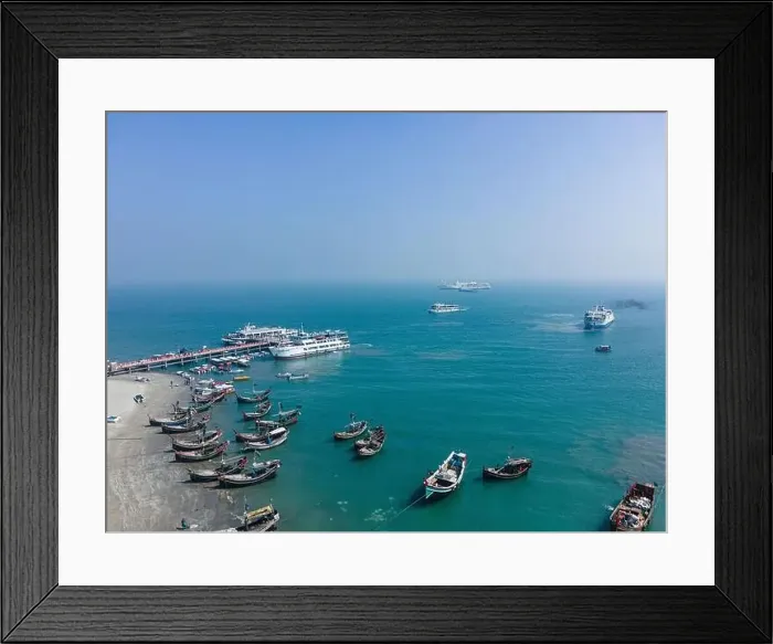 Framed Print : Aerial View of Saint Martin's Island Bangladesh with Jetty and Fishing Boats Framed Print : Aerial View of Saint Martin's Island Bangladesh with Jetty and Fishing Boats