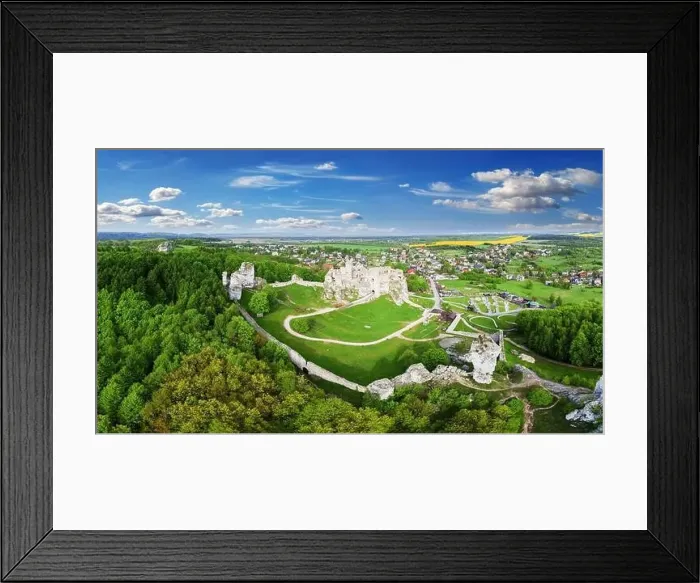 Framed Print : Trail of the Eagles Nests - Ogrodzieniec Castle in the village of Podzamcze Framed Print : Trail of the Eagles Nests - Ogrodzieniec Castle in the village of Podzamcze