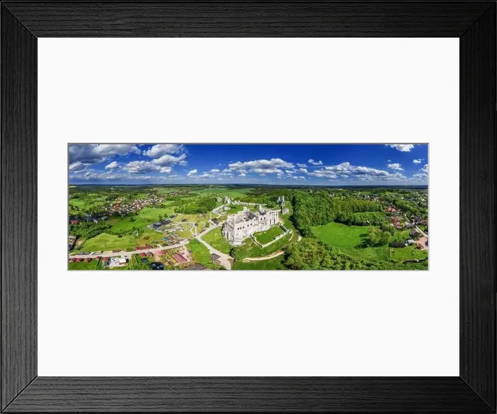 Framed Print : Trail of the Eagles Nests - Ogrodzieniec Castle in the village of Podzamcze Framed Print : Trail of the Eagles Nests - Ogrodzieniec Castle in the village of Podzamcze