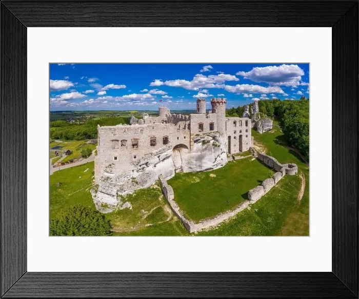 Framed Print : Trail of the Eagles Nests - Ogrodzieniec Castle in the village of Podzamcze Framed Print : Trail of the Eagles Nests - Ogrodzieniec Castle in the village of Podzamcze