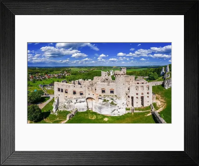 Framed Print : Trail of the Eagles Nests - Ogrodzieniec Castle in the village of Podzamcze Framed Print : Trail of the Eagles Nests - Ogrodzieniec Castle in the village of Podzamcze