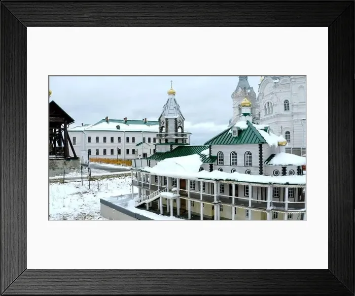 Framed Print : Calm snowy landscape Framed Print : Calm snowy landscape