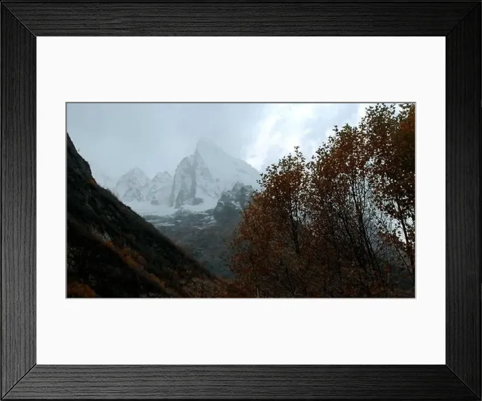Framed Print : View of the high white mountain ranges Framed Print : View of the high white mountain ranges