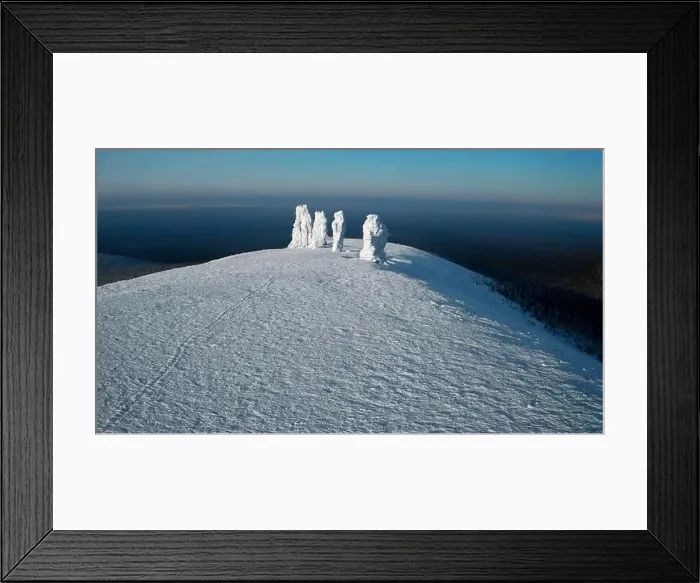 Framed Print : View of the December landscape Framed Print : View of the December landscape