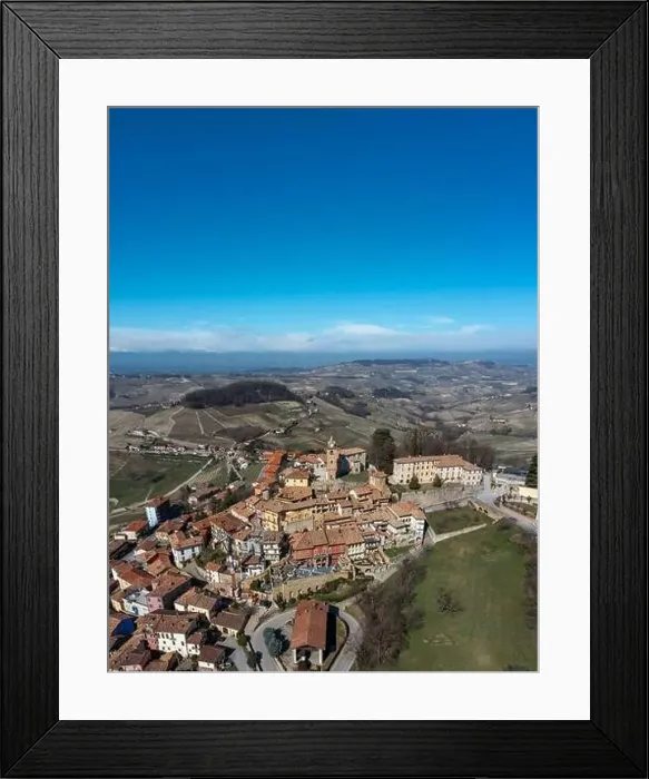 Framed Print : Montforte d'Alba, Italy: 10 March Framed Print : Montforte d'Alba, Italy: 10 March