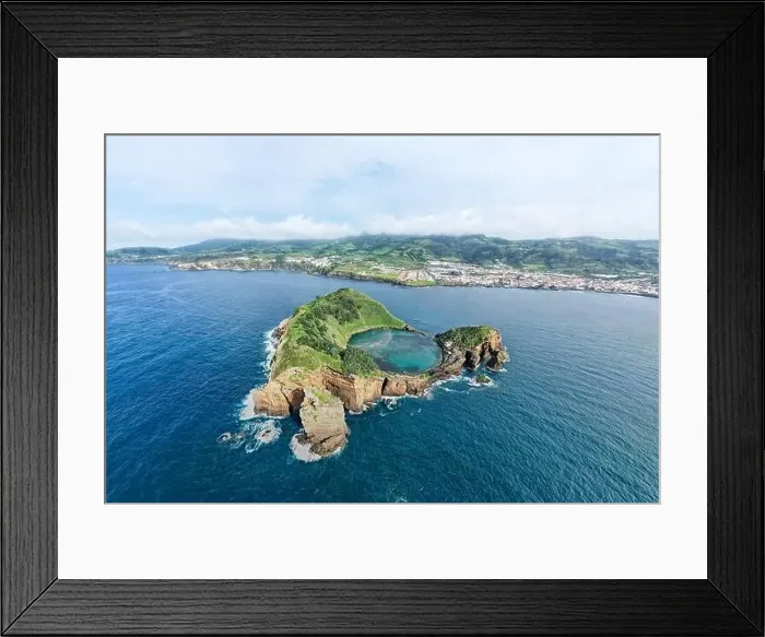 Framed Print : Vila Franca Islet Framed Print : Vila Franca Islet