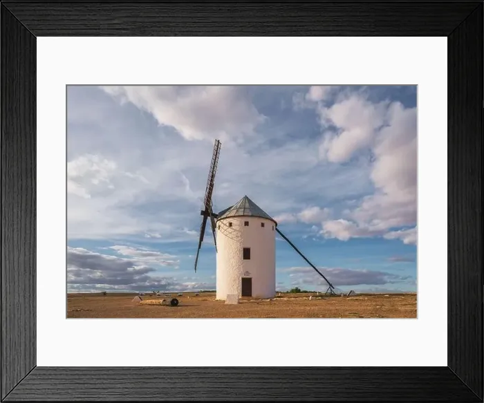Framed Print : Sunset landscapes of Don Quixote windmills in Campo de Criptana, Toledo, Spain Framed Print : Sunset landscapes of Don Quixote windmills in Campo de Criptana, Toledo, Spain