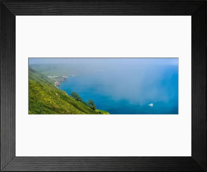 Framed Print : Sea Fret over Cliffs, Start Point Lighthouse, Trinity House and South West Coast Path, Devon, England