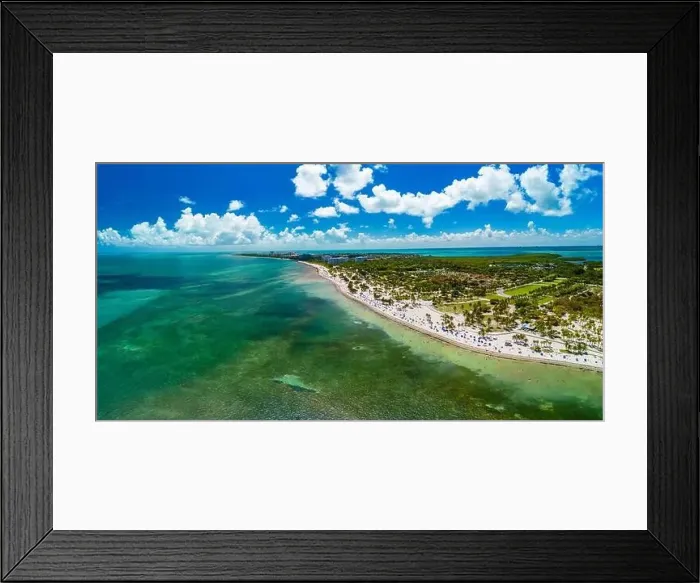 Framed Print : Beautiful Crandon Park beach in Key Biscayne in Miami, USA Framed Print : Beautiful Crandon Park beach in Key Biscayne in Miami, USA