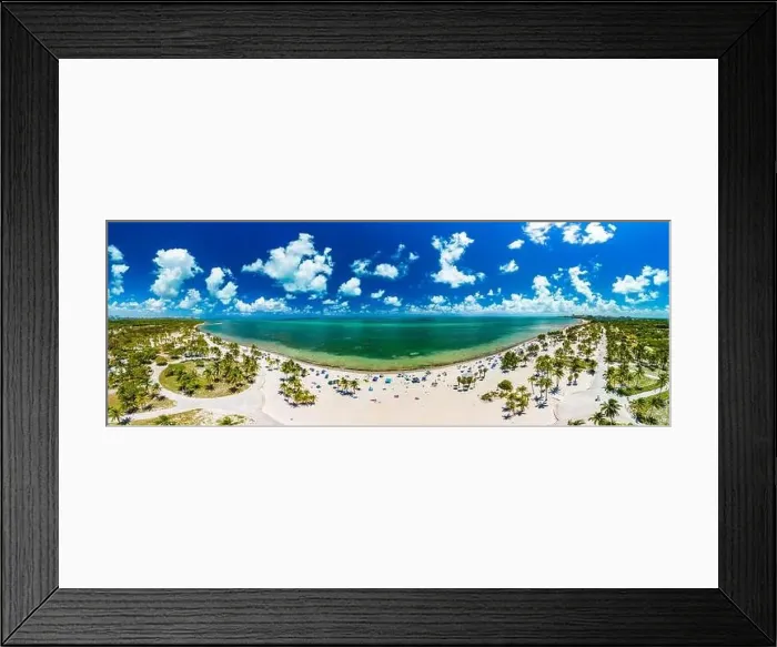 Framed Print : Beautiful Crandon Park beach in Key Biscayne in Miami, USA Framed Print : Beautiful Crandon Park beach in Key Biscayne in Miami, USA