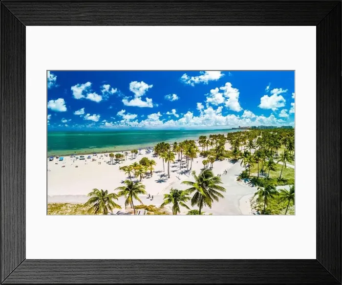 Framed Print : Beautiful Crandon Park beach in Key Biscayne in Miami, USA Framed Print : Beautiful Crandon Park beach in Key Biscayne in Miami, USA