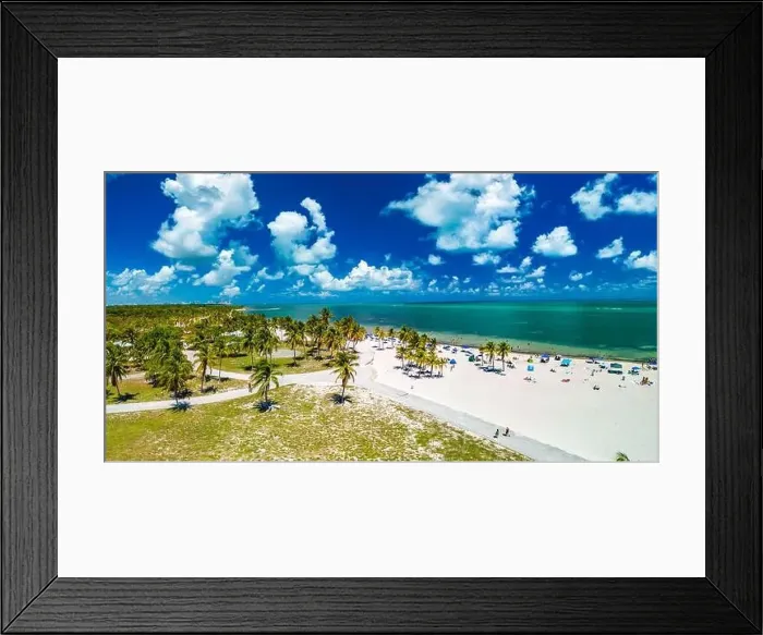 Framed Print : Beautiful Crandon Park beach in Key Biscayne in Miami, USA Framed Print : Beautiful Crandon Park beach in Key Biscayne in Miami, USA