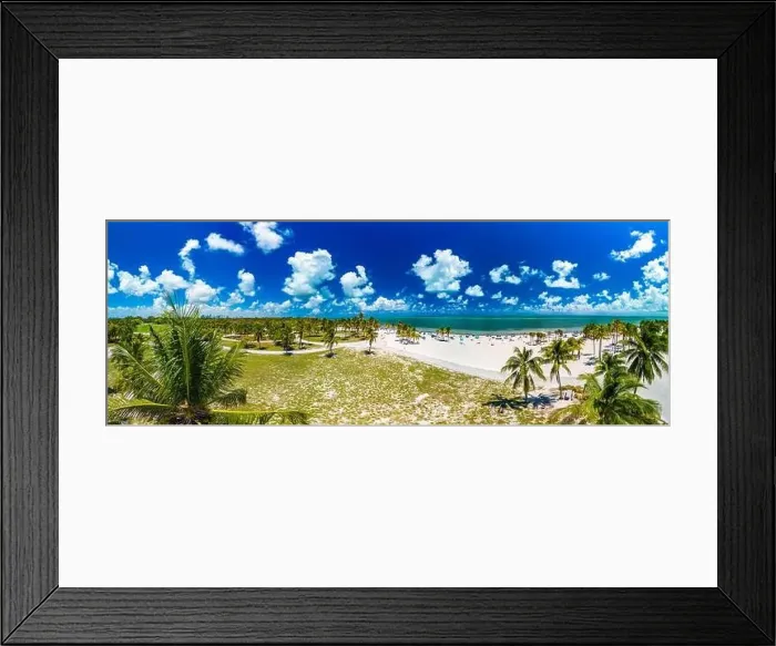 Framed Print : Beautiful Crandon Park beach in Key Biscayne in Miami, USA Framed Print : Beautiful Crandon Park beach in Key Biscayne in Miami, USA