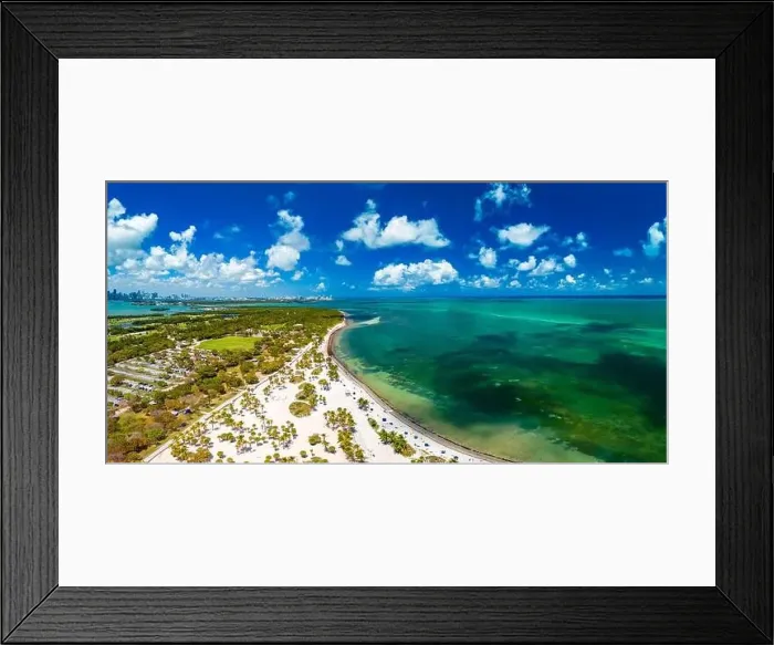 Framed Print : Beautiful Crandon Park beach in Key Biscayne in Miami, USA Framed Print : Beautiful Crandon Park beach in Key Biscayne in Miami, USA