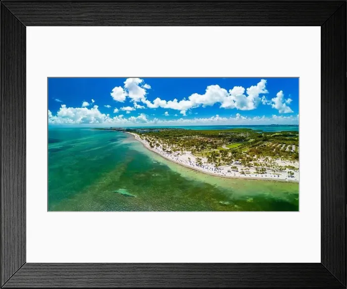 Framed Print : Beautiful Crandon Park beach in Key Biscayne in Miami, USA Framed Print : Beautiful Crandon Park beach in Key Biscayne in Miami, USA