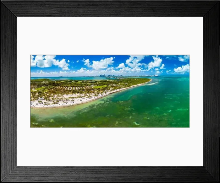 Framed Print : Beautiful Crandon Park beach in Key Biscayne in Miami, USA Framed Print : Beautiful Crandon Park beach in Key Biscayne in Miami, USA