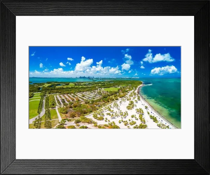 Framed Print : Beautiful Crandon Park beach in Key Biscayne in Miami, USA Framed Print : Beautiful Crandon Park beach in Key Biscayne in Miami, USA