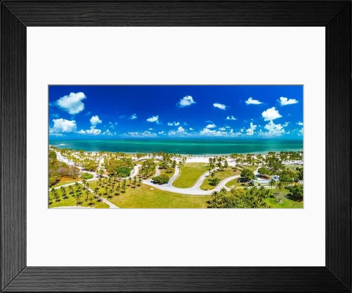 Framed Print : Beautiful Crandon Park beach in Key Biscayne in Miami, USA Framed Print : Beautiful Crandon Park beach in Key Biscayne in Miami, USA