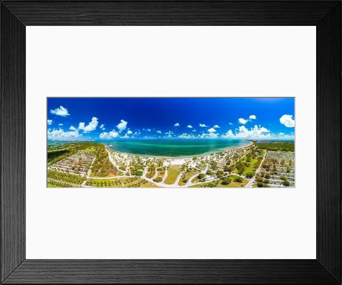 Framed Print : Beautiful Crandon Park beach in Key Biscayne in Miami, USA Framed Print : Beautiful Crandon Park beach in Key Biscayne in Miami, USA