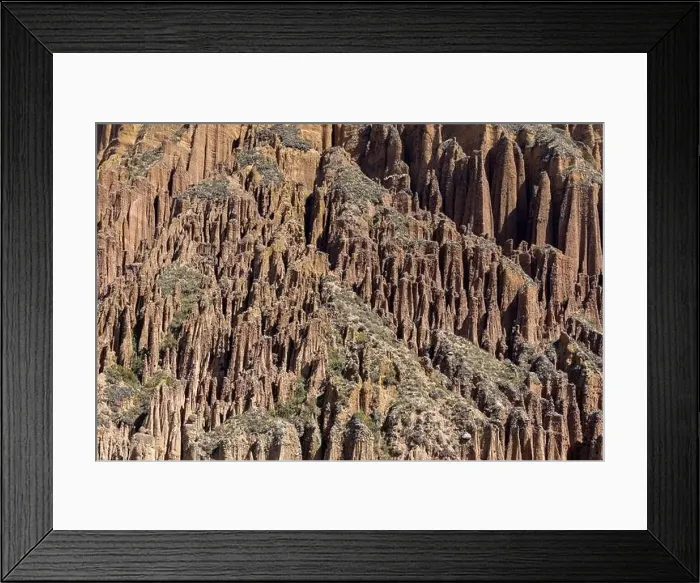 Framed Print : Exploring the beautiful Palca Canyon, a natural sight in the surroundings of La Paz, Bolivia - Traveling South America Framed Print : Exploring the beautiful Palca Canyon, a natural sight in the surroundings of La Paz, Bolivia - Traveling South America
