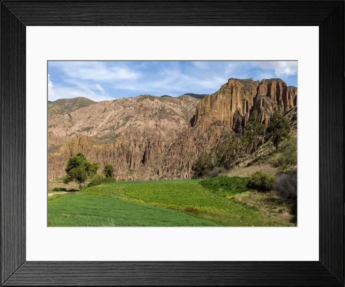 Framed Print : Exploring the beautiful Palca Canyon, a natural sight in the surroundings of La Paz, Bolivia - Traveling South America Framed Print : Exploring the beautiful Palca Canyon, a natural sight in the surroundings of La Paz, Bolivia - Traveling South America